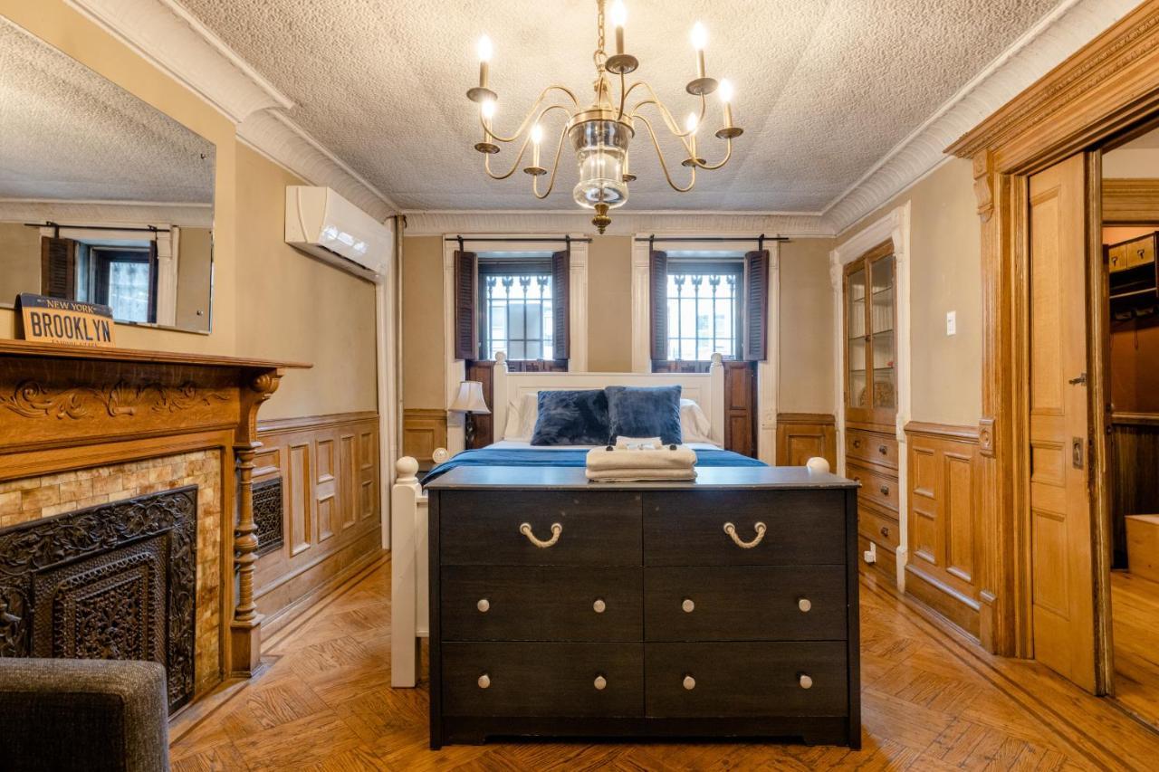 Apartamento 1899 Historic Luxury Brooklyn Brownstone *